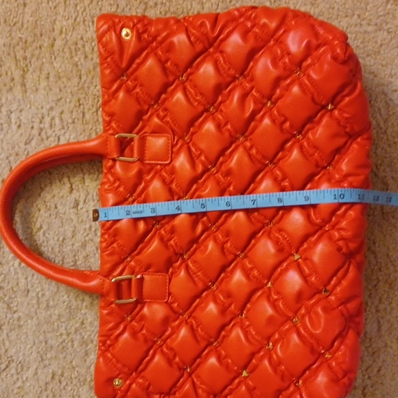 Red handbag with gold studs - Picture 6 of 6